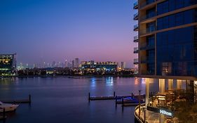 Hilton Dubai Creek Hotel & Residences